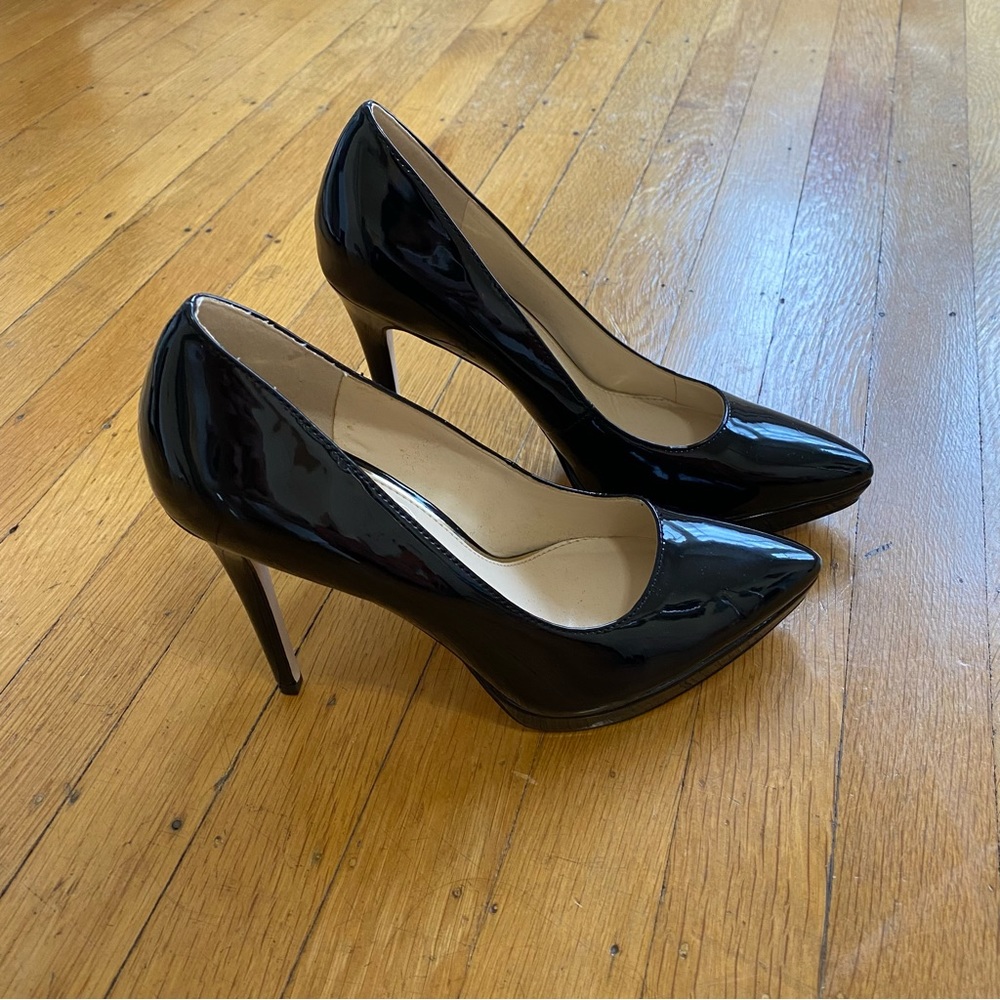 Jessica Simpson patent black pumps never worn size 7.5